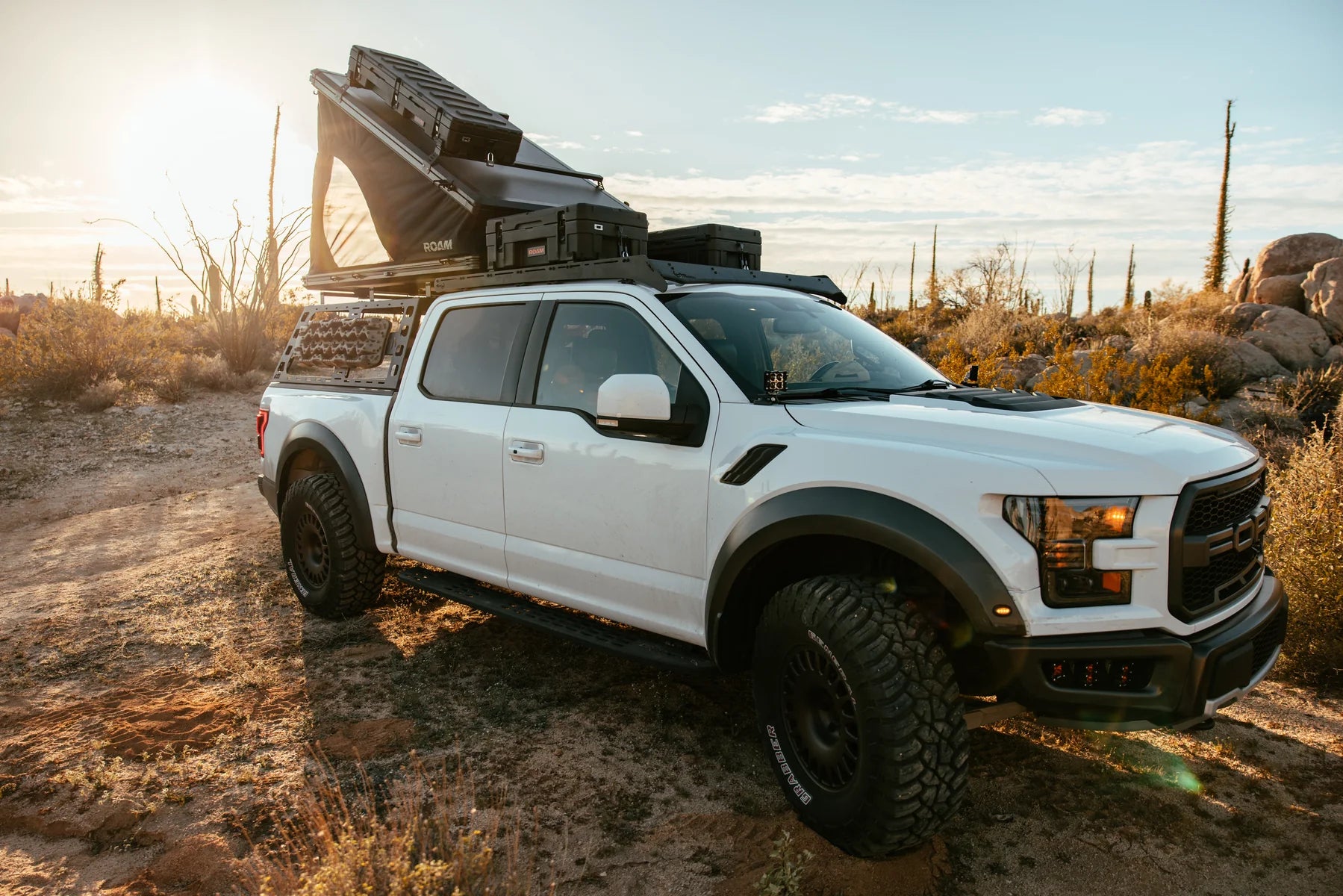 Desperado Hardshell Rooftop Tent