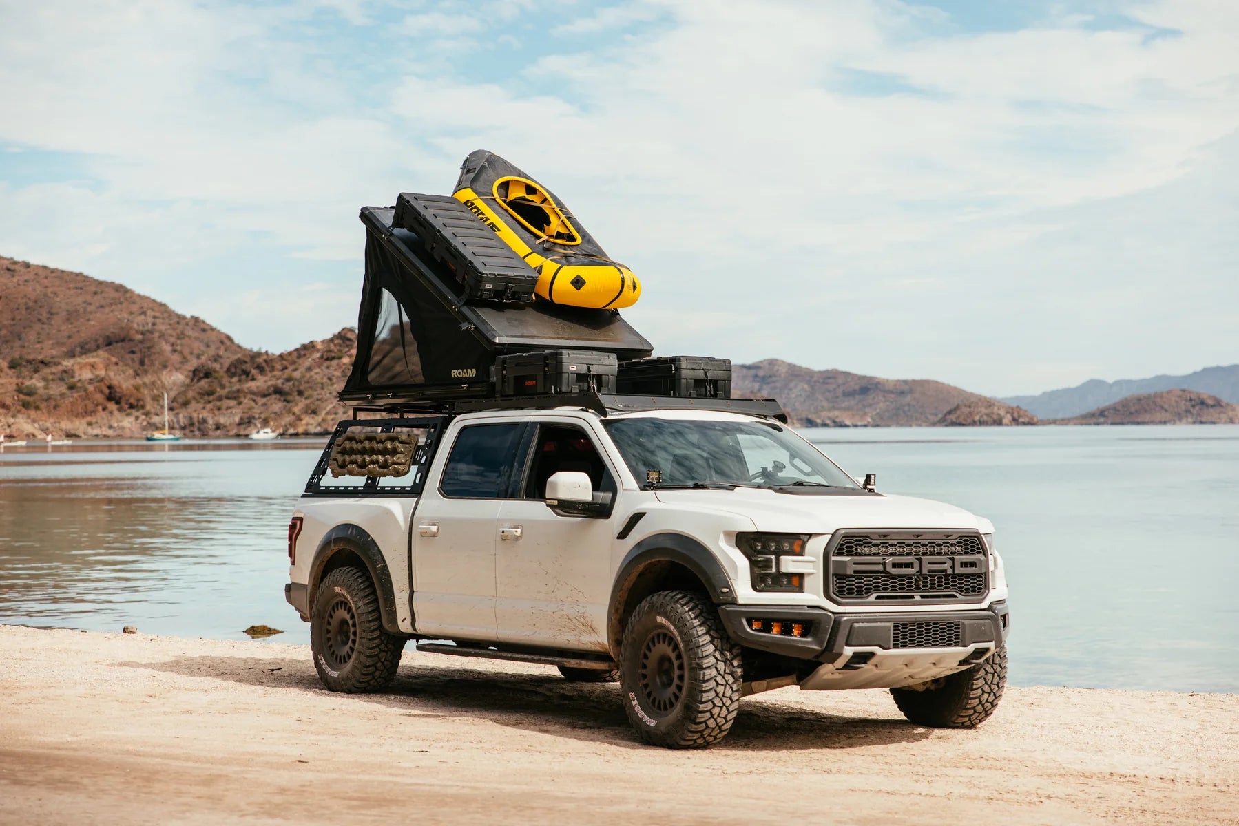 Desperado Hardshell Rooftop Tent